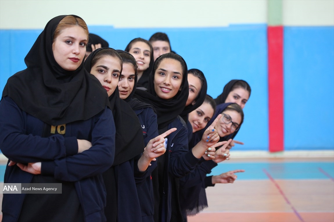 دانشجويان دختر