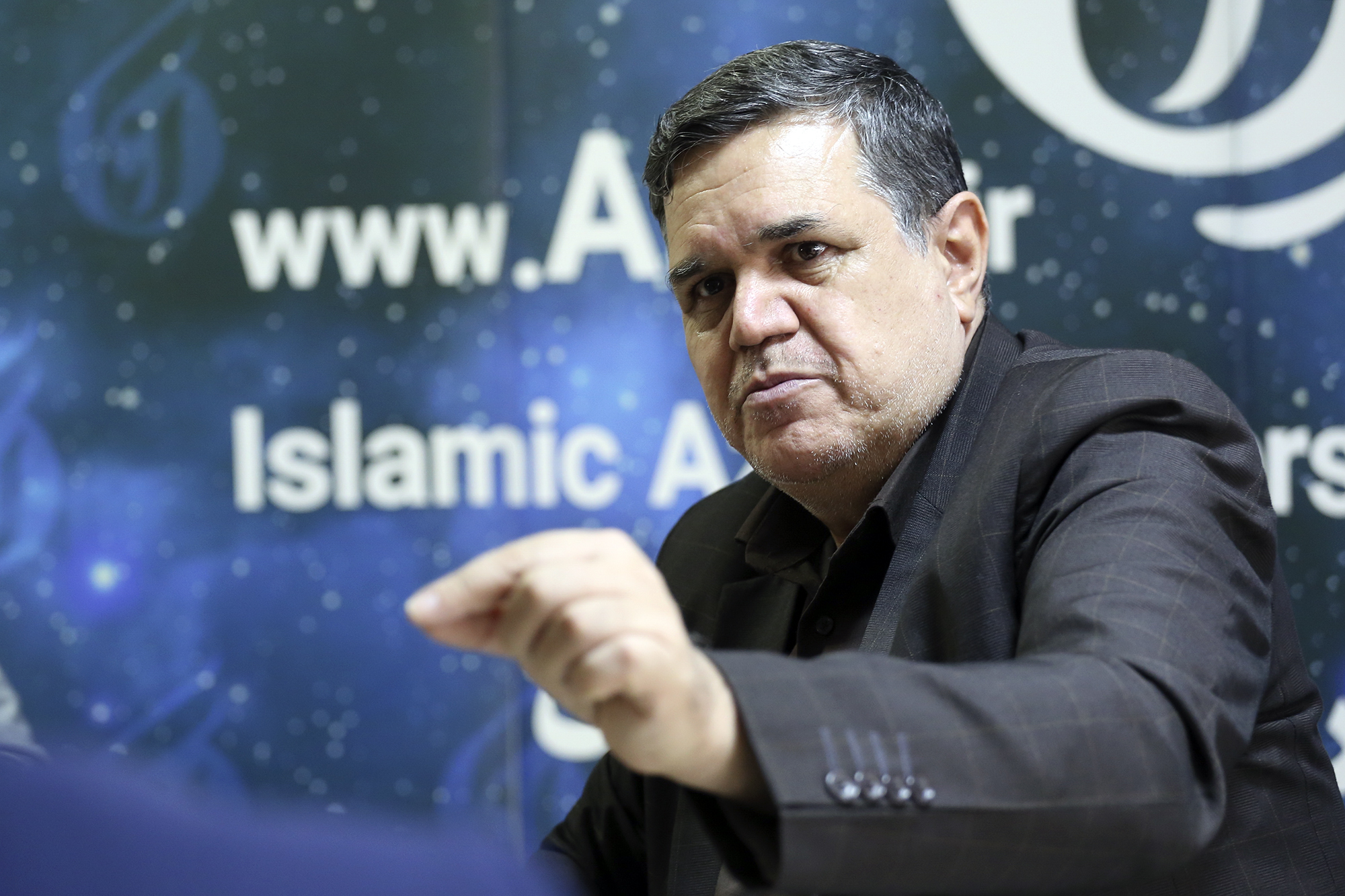 حسین خنیفررییس دانشگاه فرهنگیان