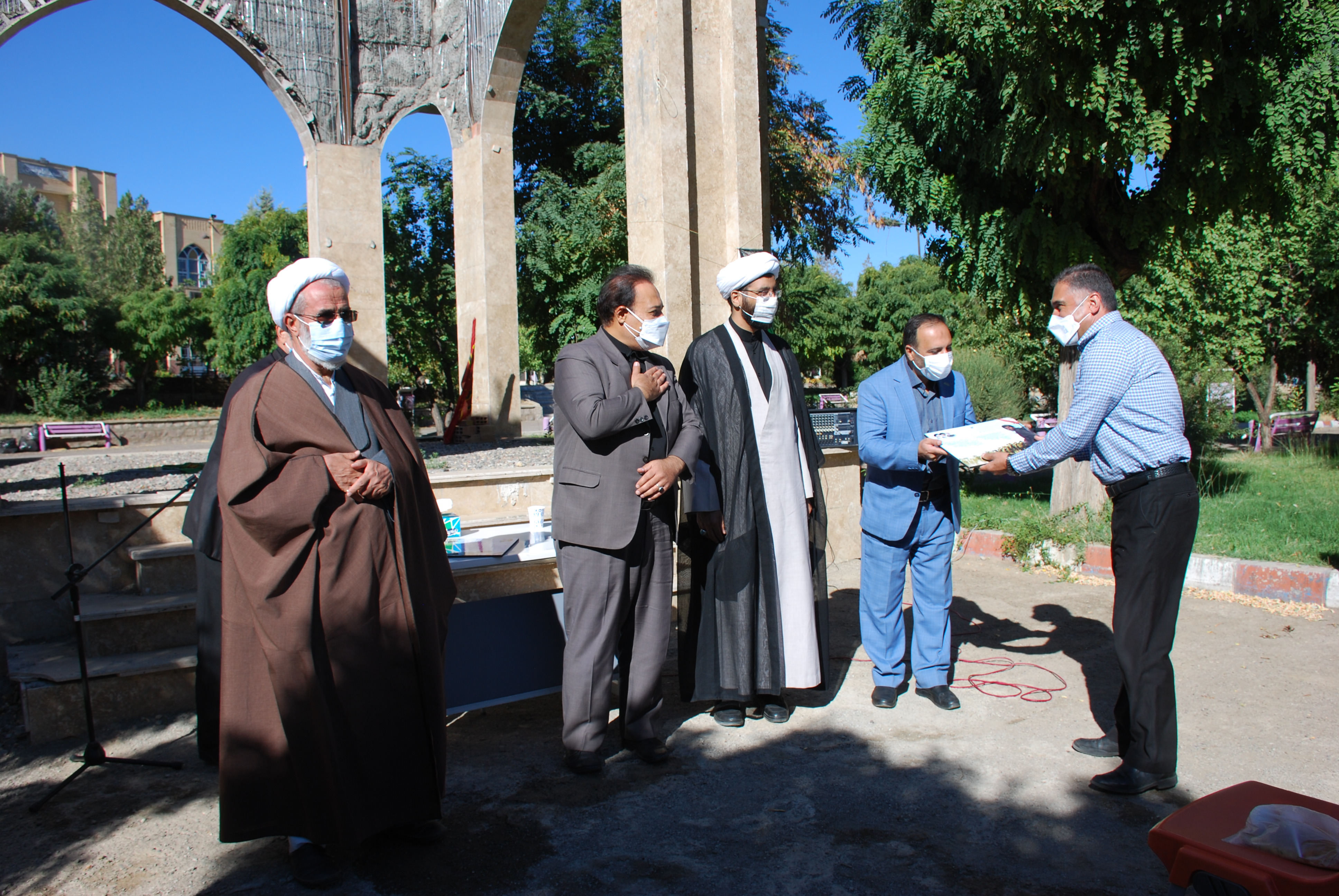تجلیل از ۷ رزمنده و ایثارگر دانشگاه آزاد اسلامی ناحیه مرند