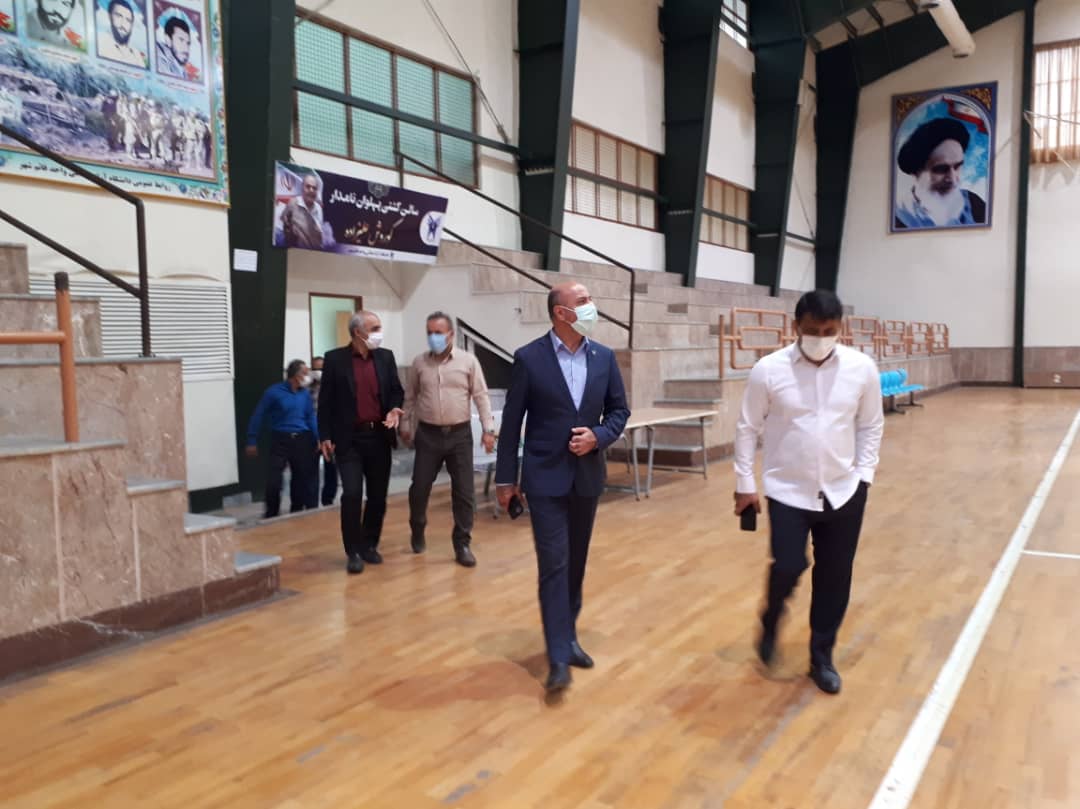 امیرعباس لشگری رئیس مرکز ورزش و تربیتبدنی دانشگاه آزاد اسلامیدر حاشیه بازدید از مجموعه ورزشی واحد قائمشهر