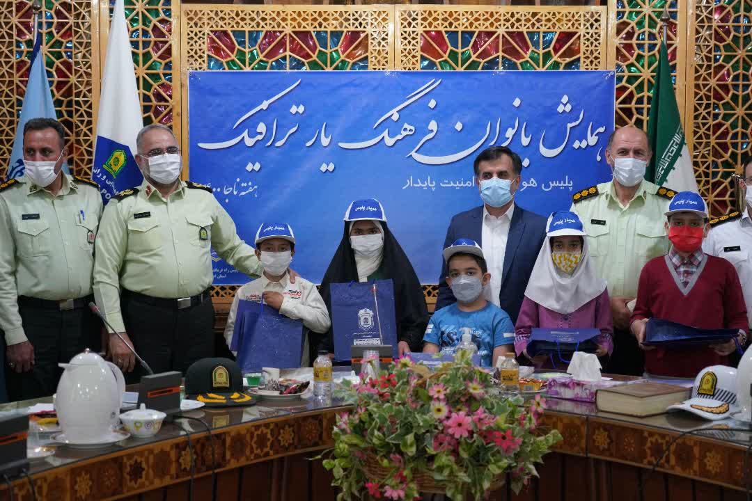 کسب رتبه برتر مسابقه نقاشی «جوانههای مهر، دانش و ترافیک» توسط دانشآموز سمای نجفآباد