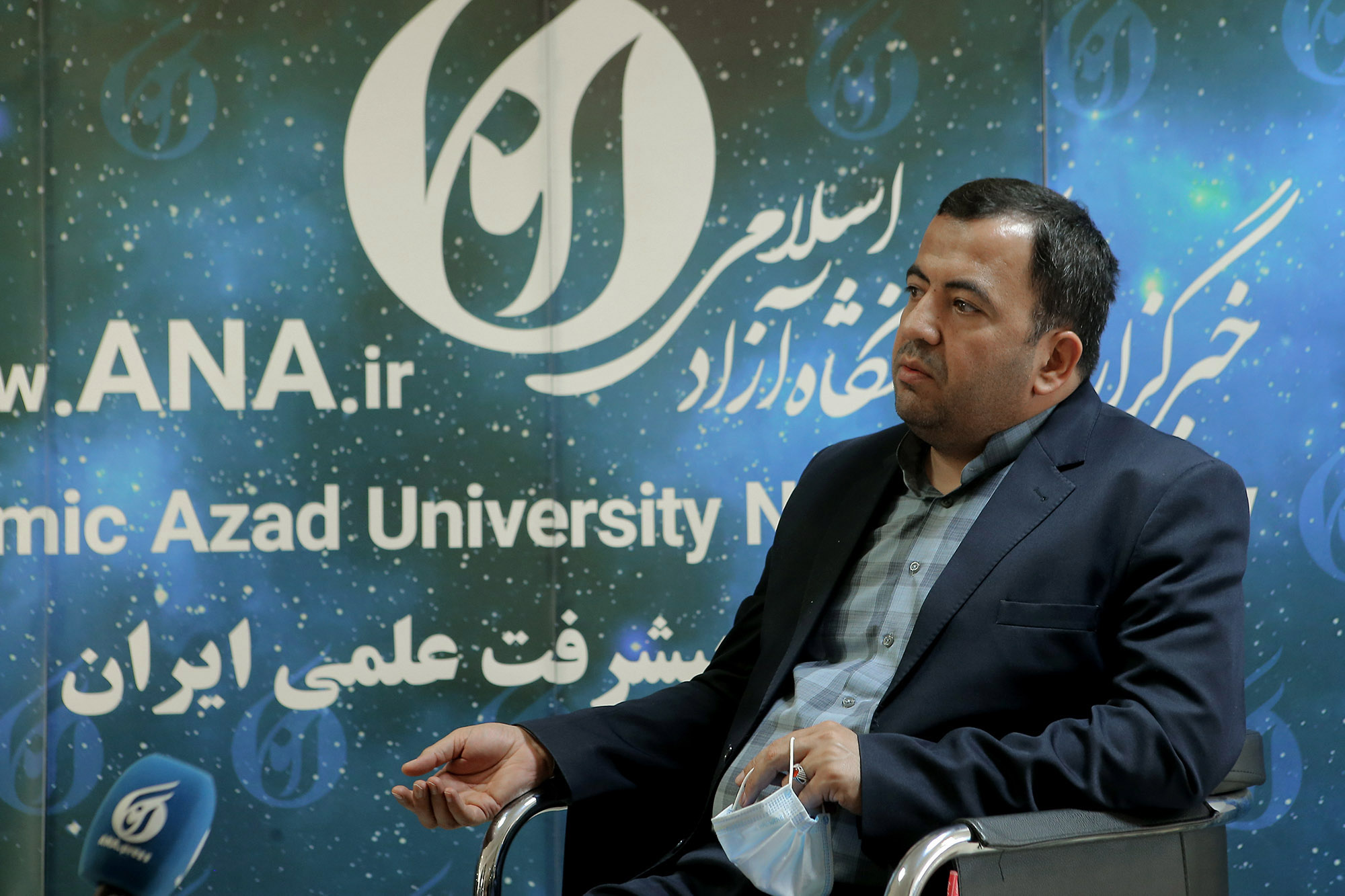 دکترمهدیون مدیر کل تشکل های دانشگاه آزاد اسلامی
