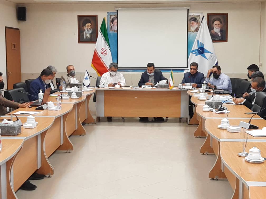 نشست بررسی مشکلات واحدهای زیانده دانشگاه آزاد اسلامی استان فارس