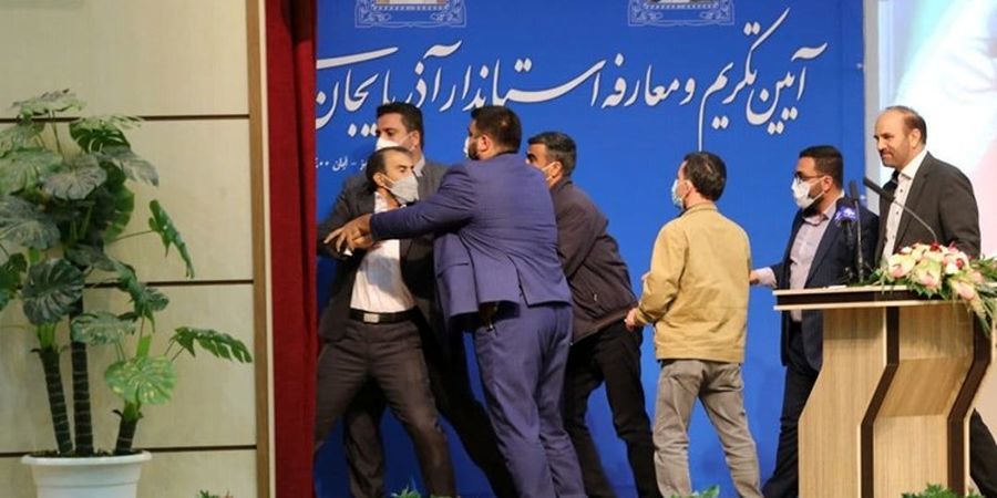 سیلی