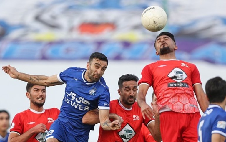 استقلال تراکتور