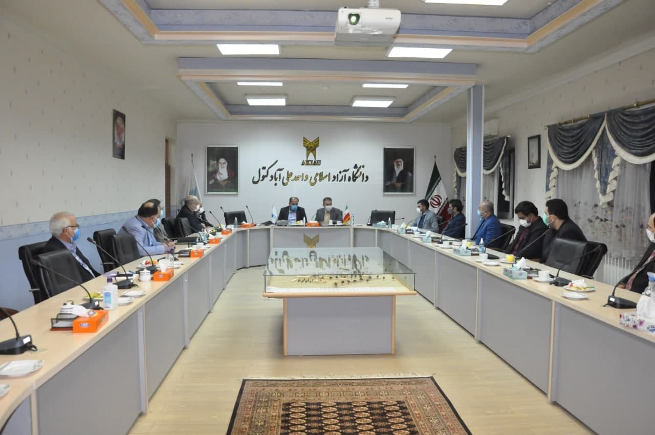 رحمتالله نوروزی در جمع هیئت رئیسه دانشگاه آزاد اسلامی واحد علیآبادکتول
