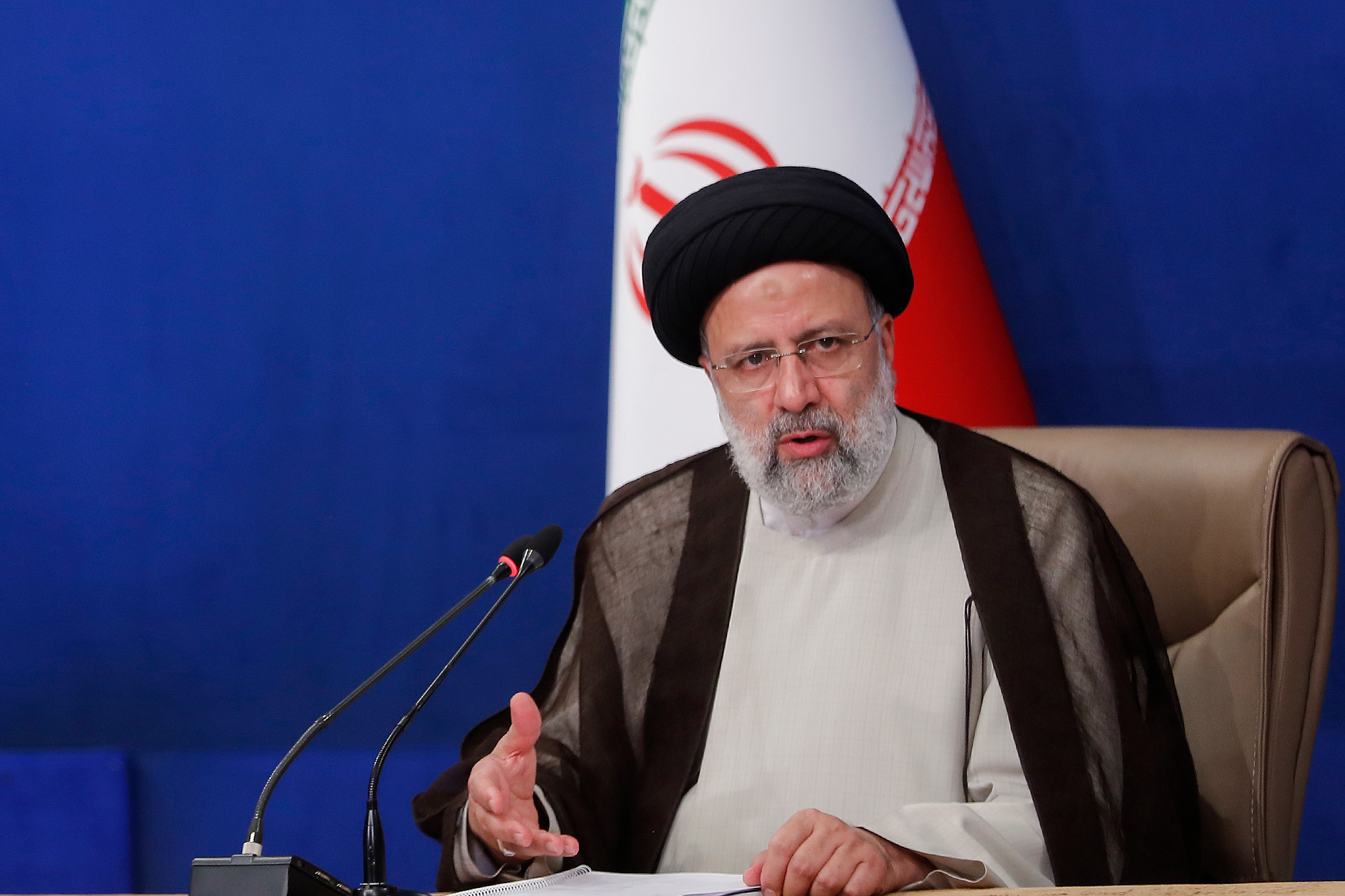 جلسه شورای عالی انقلاب فرهنگی