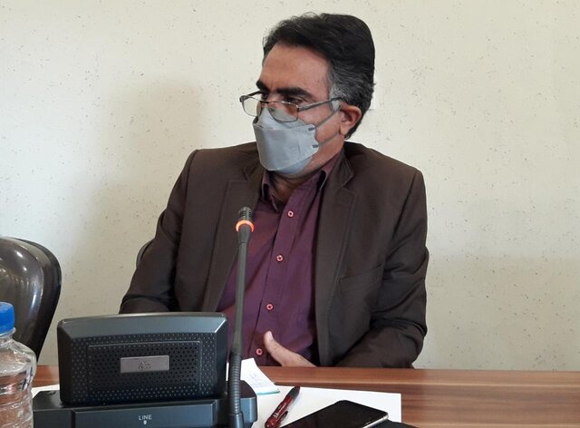 رضا دریکوند معاون پژوهشی دانشگاه آزاد اسلامی واحد خرمآباد