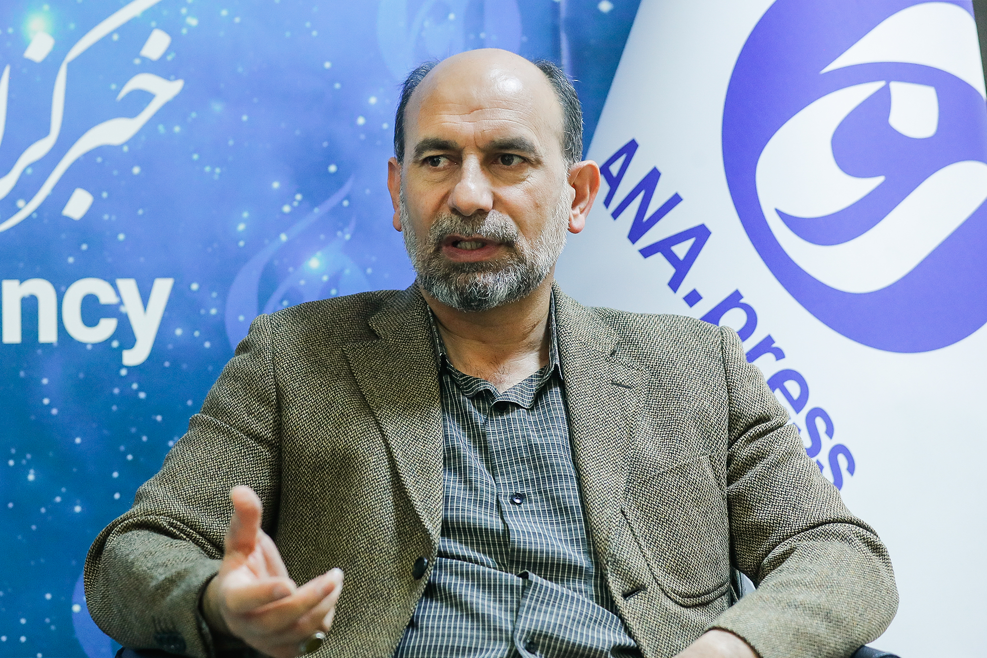 مصاحبه با یوسف عینی زاده رئیس ستادهای مستقل اصولگرایی کشور