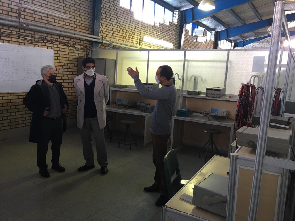 بازدید مسئولان معاونت آموزش‌های عمومی و مهارتی از دانشکده‌های مهارت و کارآفرینی استان مرکزی