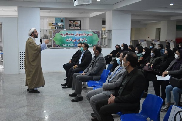 مراسم استقبال از نو دانشجویان دانشکده مهارت و کارآفرینی