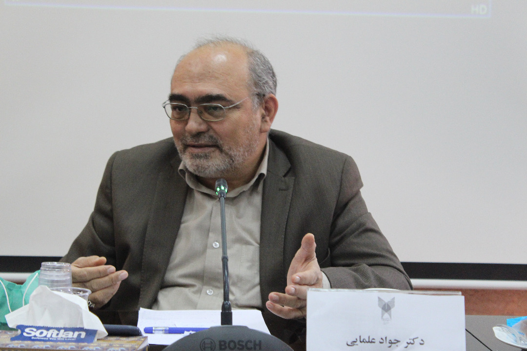 جواد علمایی معاون علوم، مهندسی و کشاورزی دانشگاه آزاد اسلامی
