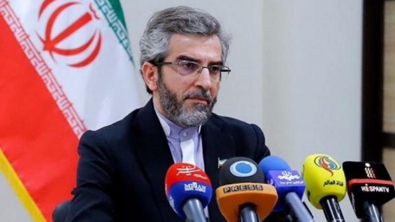 باقری