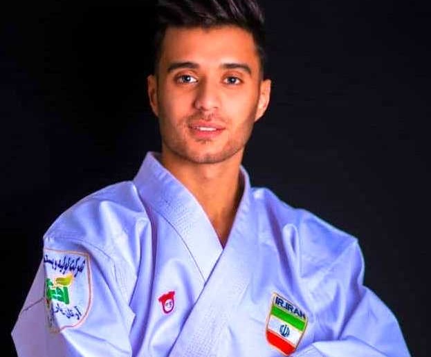 دانشجوی واحد ایلخچی