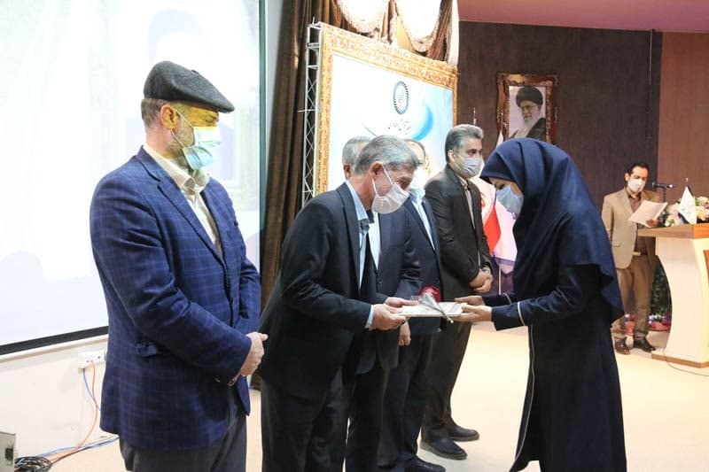 تجلیل از چهار پژوهشگر برگزیده دانشگاه آزاد اسلامی کرمانشاه