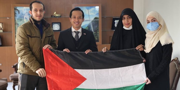 مدال قدس به دولت مالزی