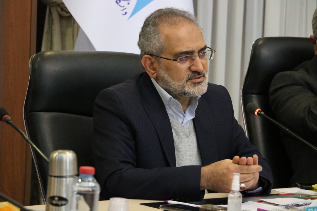 سیدمحمد حسینی معاون امور مجلس رئیسجمهور در نشست اعضای بسیج اساتید مراکز آموزش عالی استان لرستان