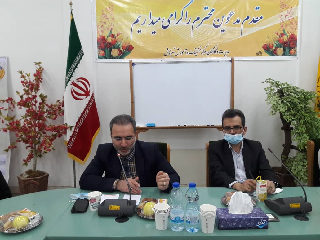 الهی در جمع پژوهشگران مرکز تحقیقات توتون ایران تیرتاش