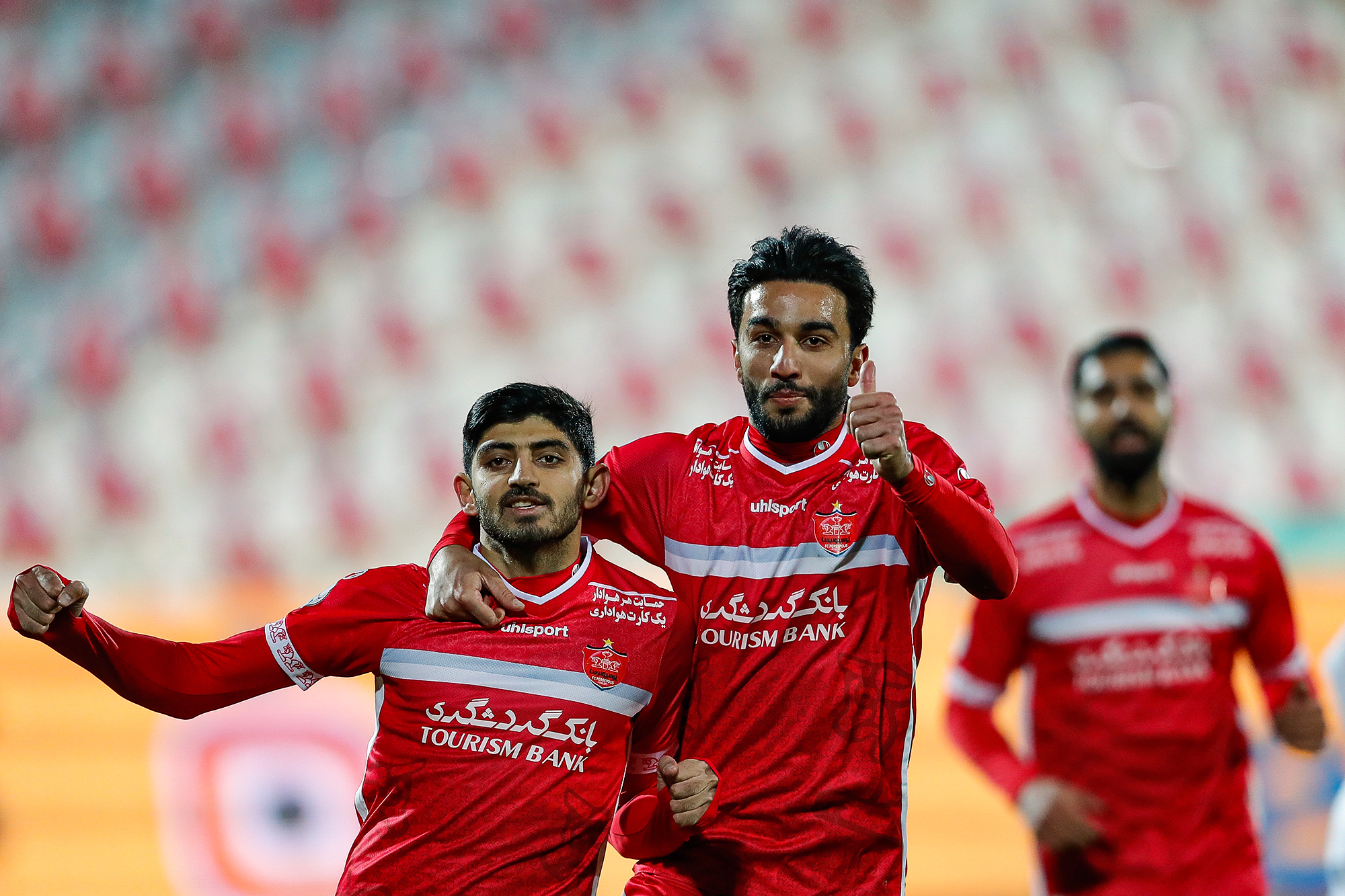 دیدار تیمهای پرسپولیس و ذوب آهن