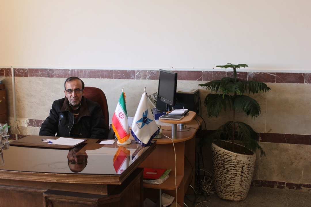 حسنرضا خلجی مدیرگروه رشته حقوق دانشگاه آزاد تویسرکان