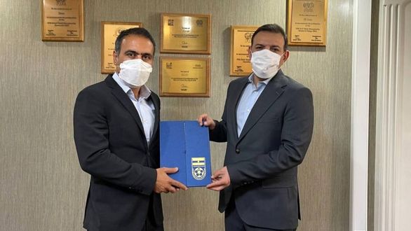 شهابالدین عزیزی خادم مهدی مهدویکیا