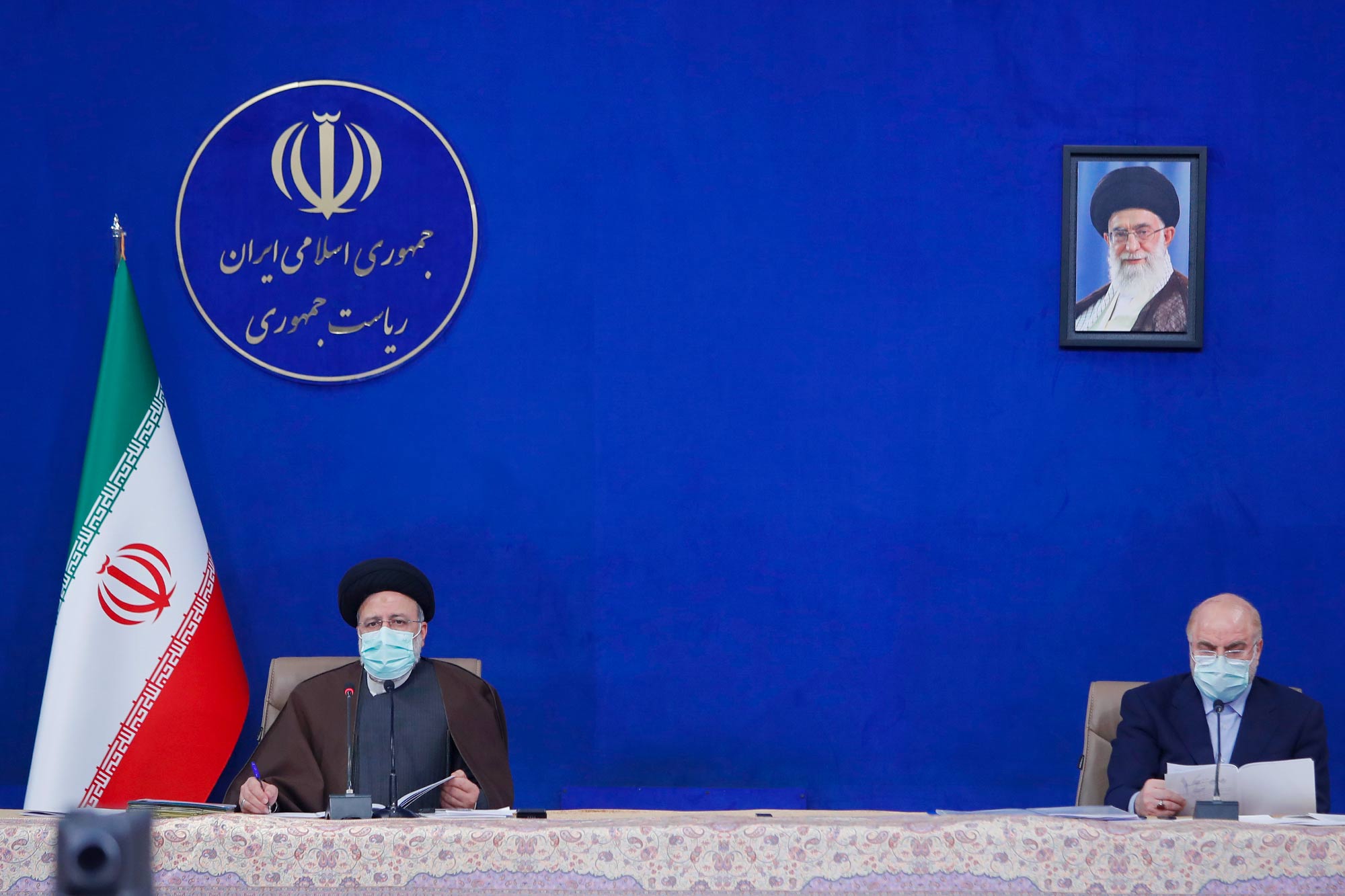 جلسه شورای عالی انقلاب فرهنگی