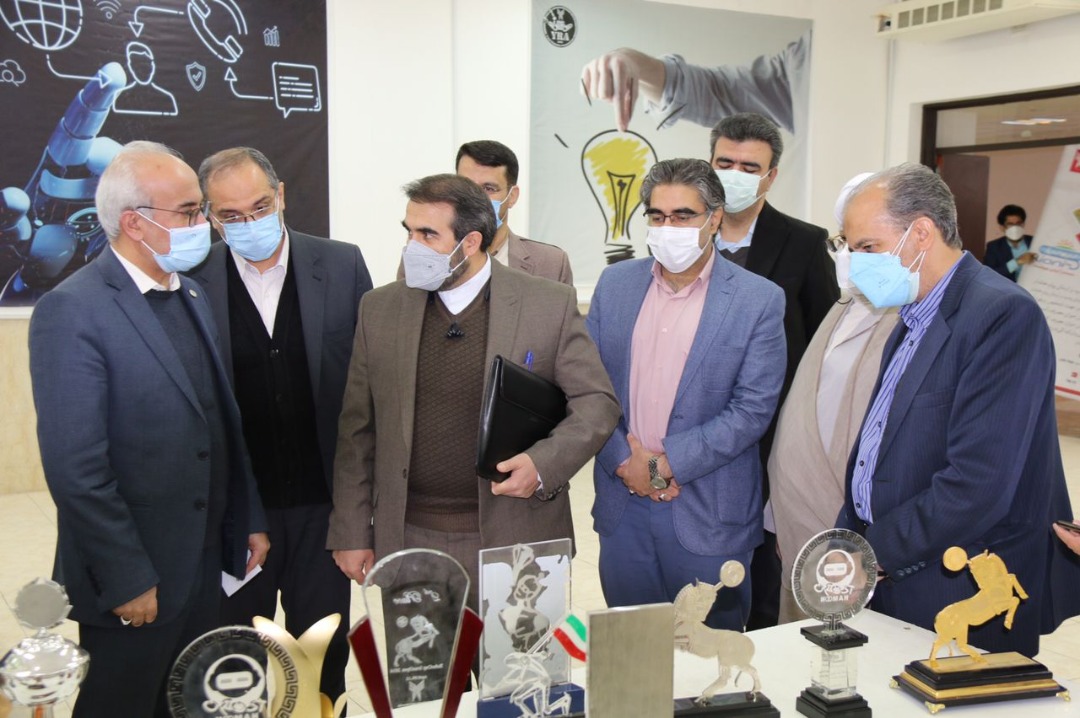 بازدید رئیس بسیج اساتید دانشگاه آزاد اسلامی از امکانات واحد یزد
