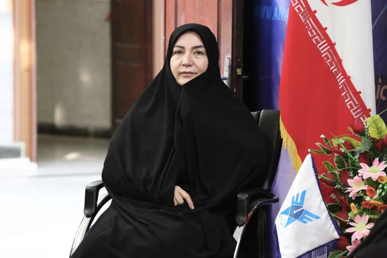 افسانه کاظمی نژاد مدیر دبیرستانهای دخترانه متوسطه اول و دوم سما کرمانشاه