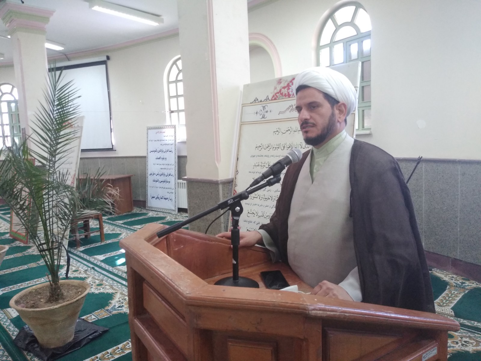 حجتالاسلام علی خیرآبادی