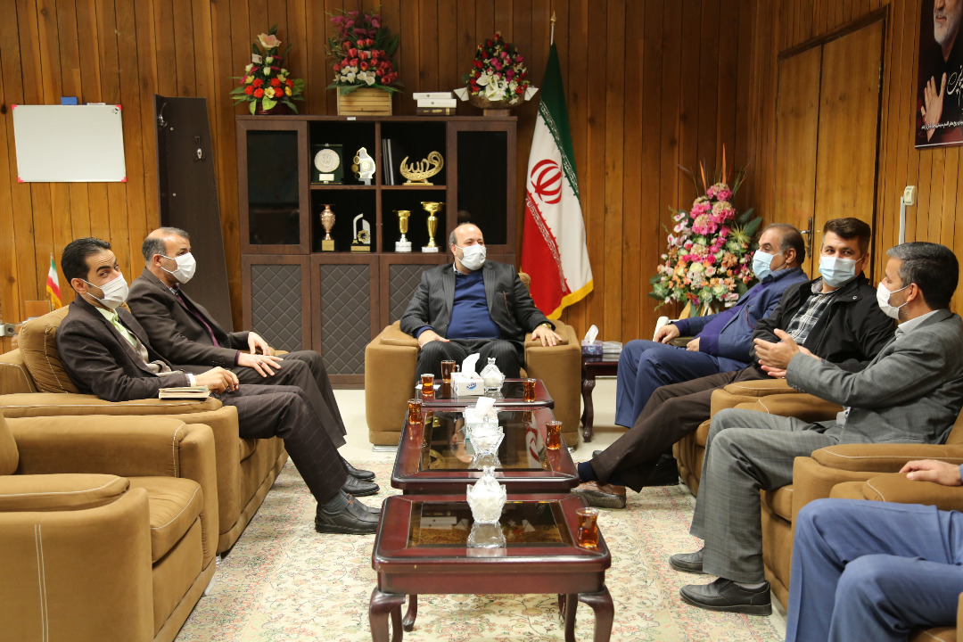 دیدار رئیس دانشگاه آزاد ایلام با معاونان استانداری