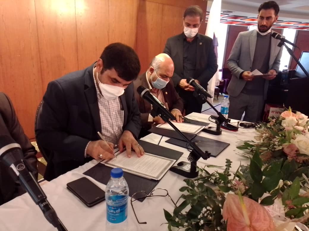 توافقنامه دانشگاه آزاد فارس و شهرکهای صنعتی