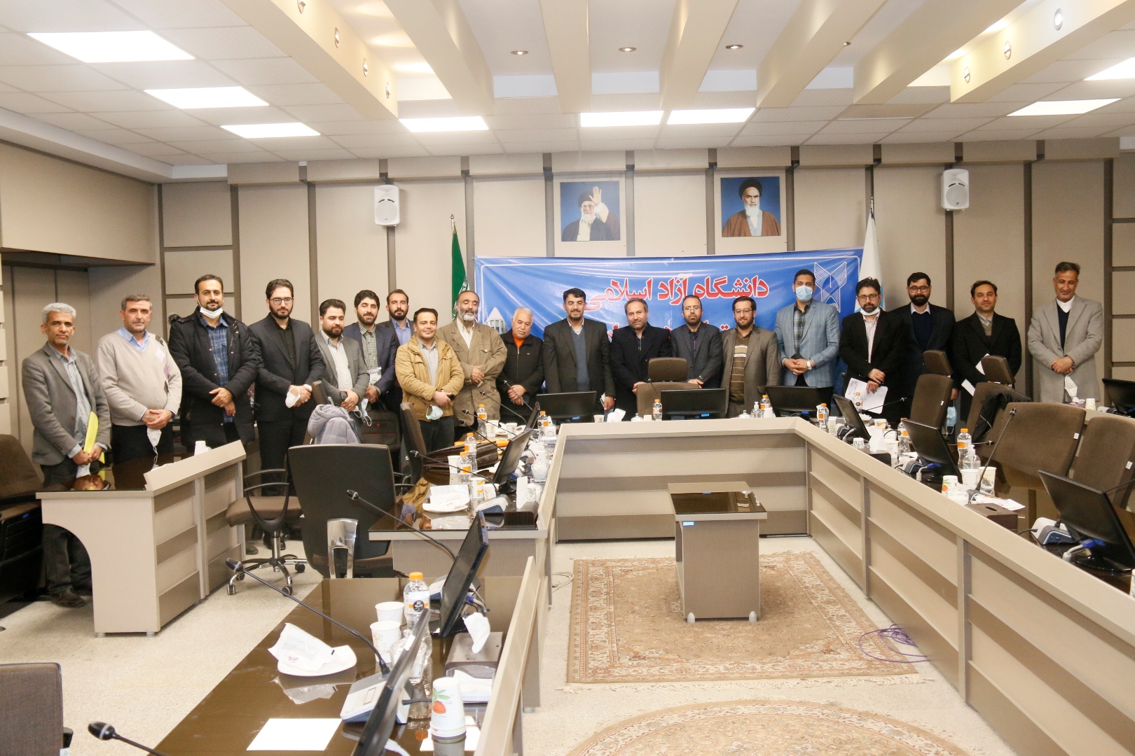 نشست مجمع فعالان تفکر جهادی با سرپرست دانشگاه آزاد اسلامی همدان