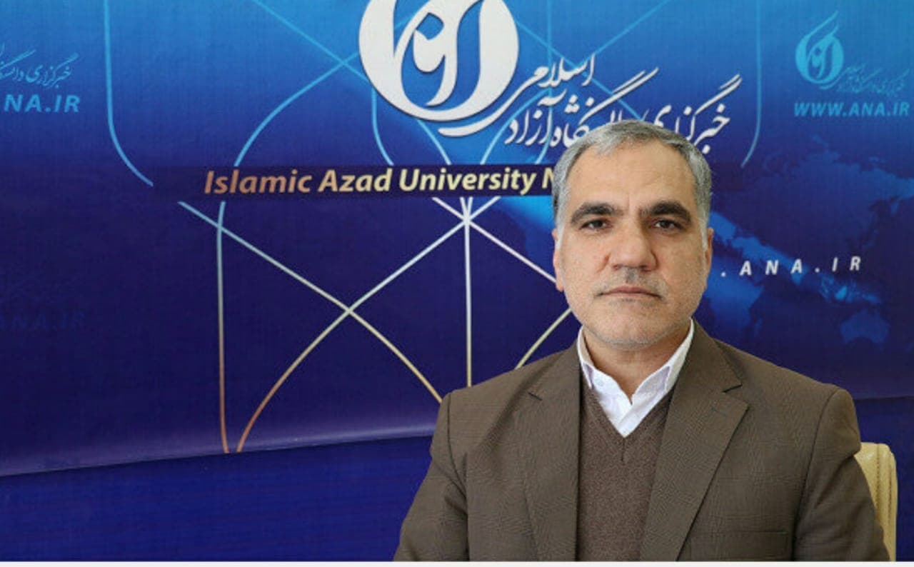 نارد پورارشد رئیس دبیرخانه هیئت امنای دانشگاه آزاد اسلامی استان چهارمحال و بختیاری