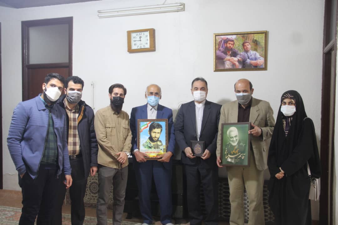 دیدار دانشگاهیان واحد لاهیجان با خانواده شهید خلیلیزاده