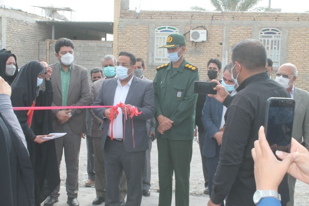افتتاح نمایشگاه انقلاب