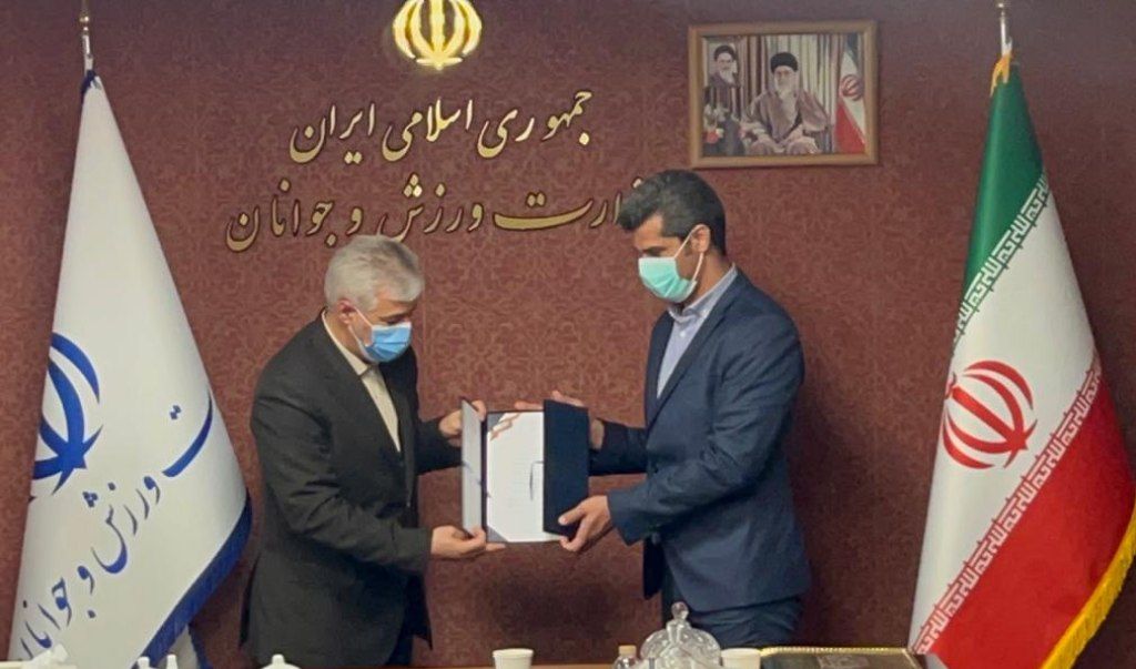 هادی ساعی