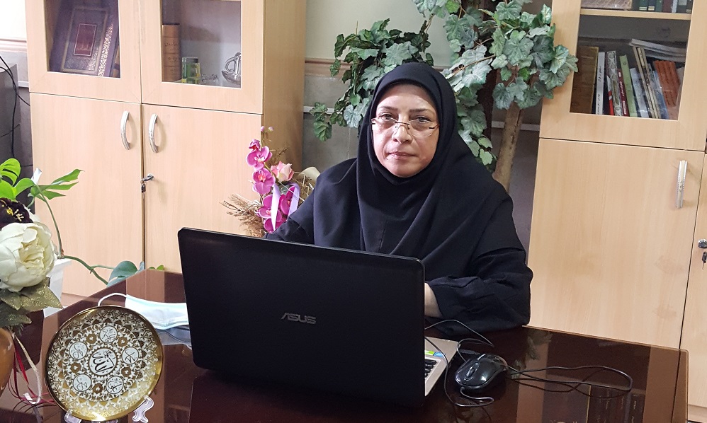 منیره سیدمظهری رئیس هیئت اندیشهورز تعالی علوم انسانی و هنر دانشگاه آزاد اسلامی استان البرز