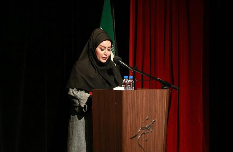 الهام امینی رئیس پژوهشگران جوان و نخبگان دانشگاه آزاد پردیس