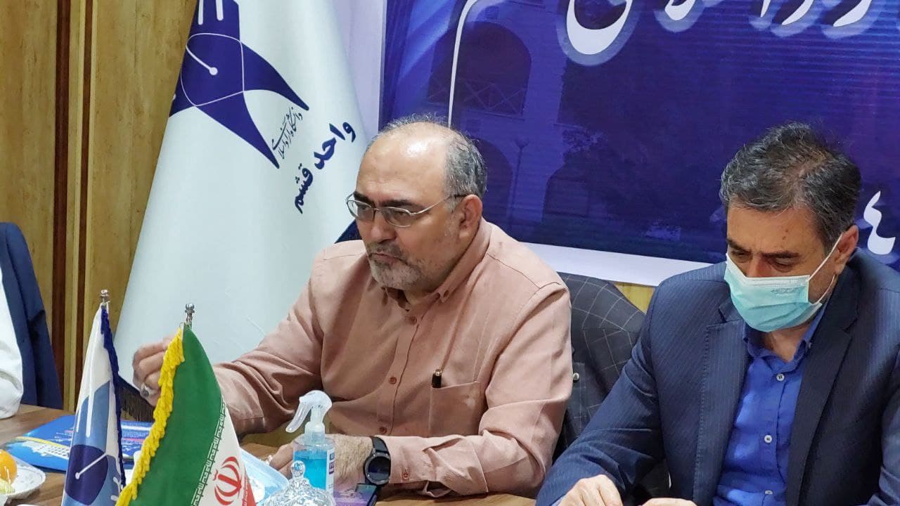 محسن دهقانی رئیس دبیرخانه هیئت امنای دانشگاه آزاد هرمزگان ر جلسه شورای دانشگاه آزاد قشم