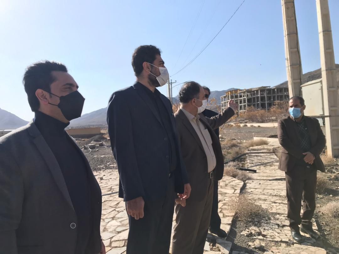 بازدید محمد ظریفی فرماندار شهرستان نطنز از دانشگاه آزاد نطنز