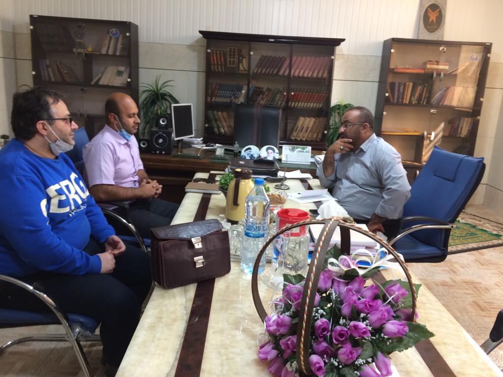 دیدار رئیس و مربی هیئت بسکتبال شهرستان لارستان با رئیس دانشگاه آزاد لارستان