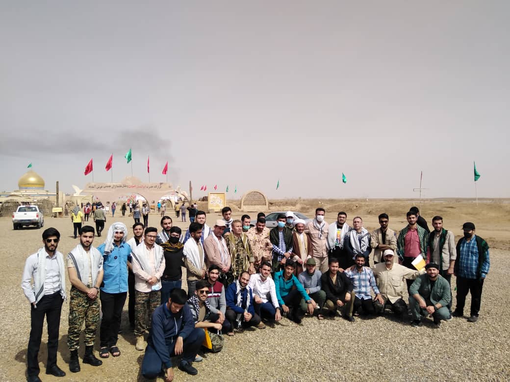 آغاز اردوی راهیان نور و بازدید از مناطق عملیاتی جنوب کشور دانشجویان دانشگاه آزاد اسلامی شیراز
