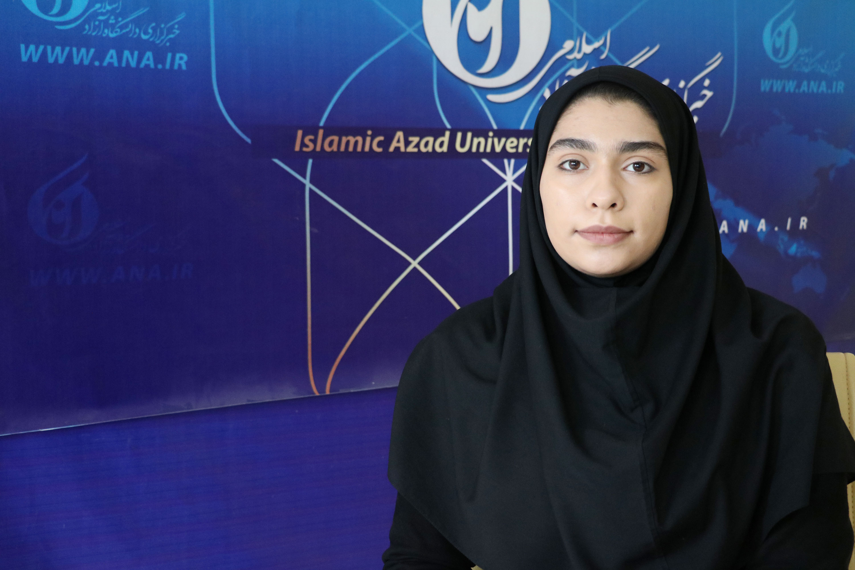 حدیثه فتحاللهی دبیر کانون یاوران محیط زیست دانشگاه آزاد اسلامی واحد شهرکرد