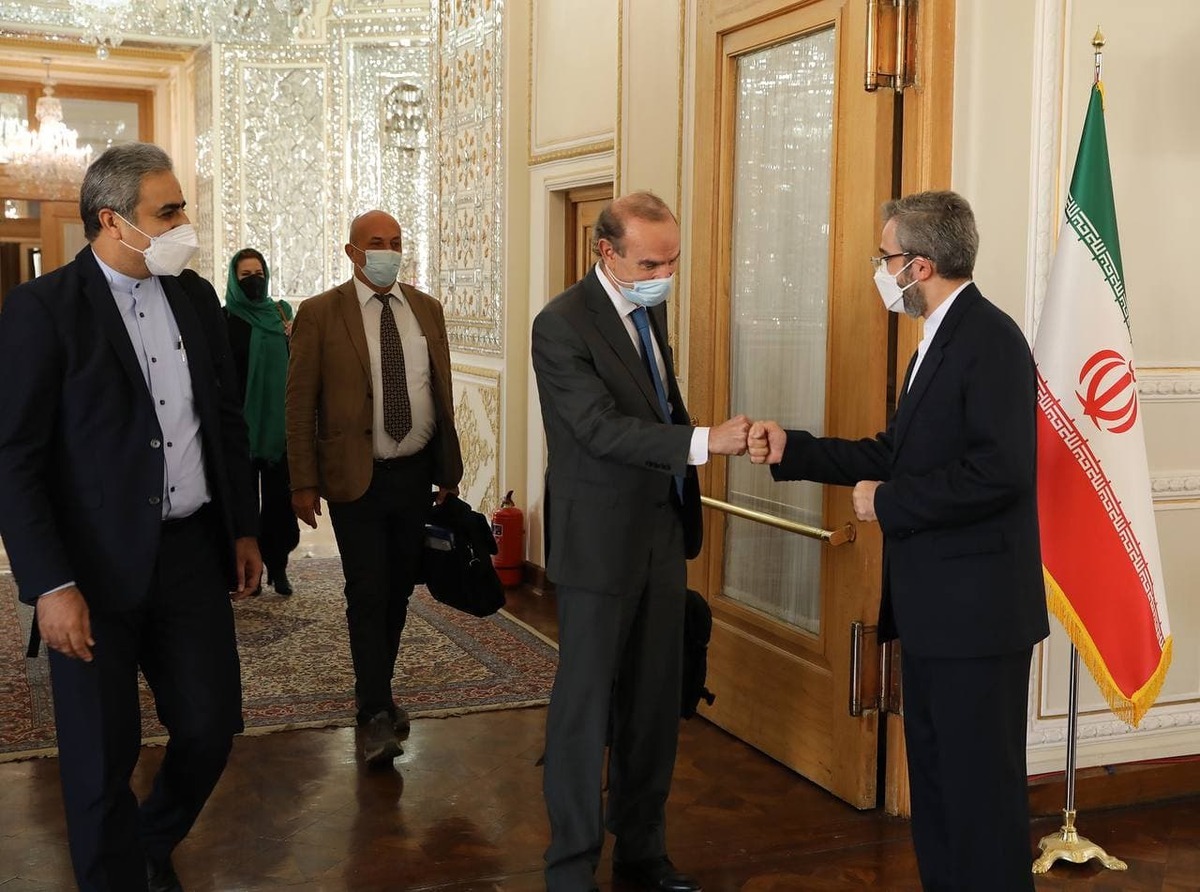 باقری