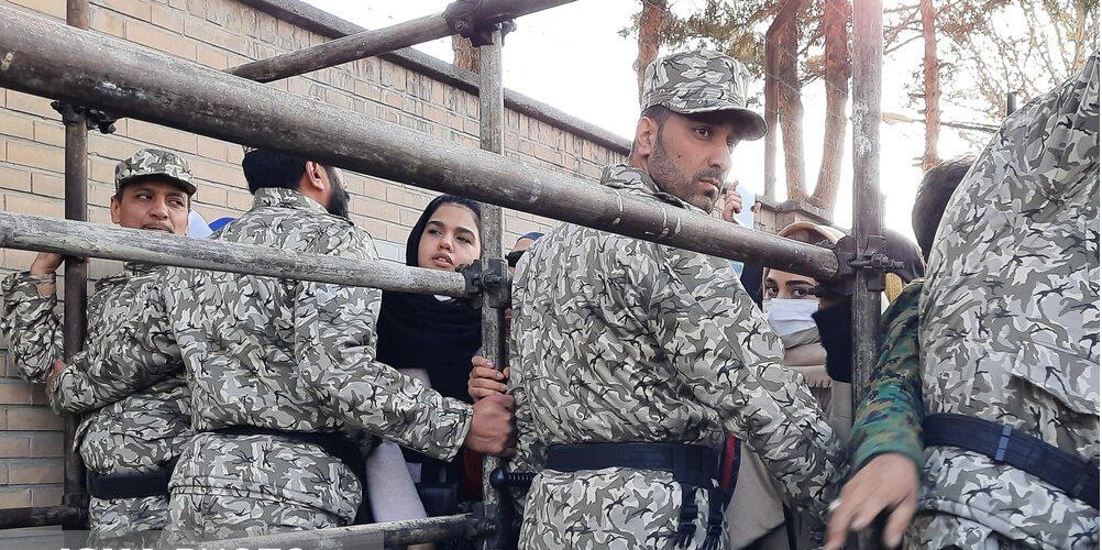 زنان