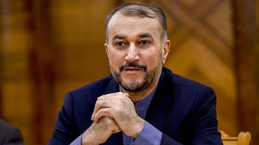 ر م
