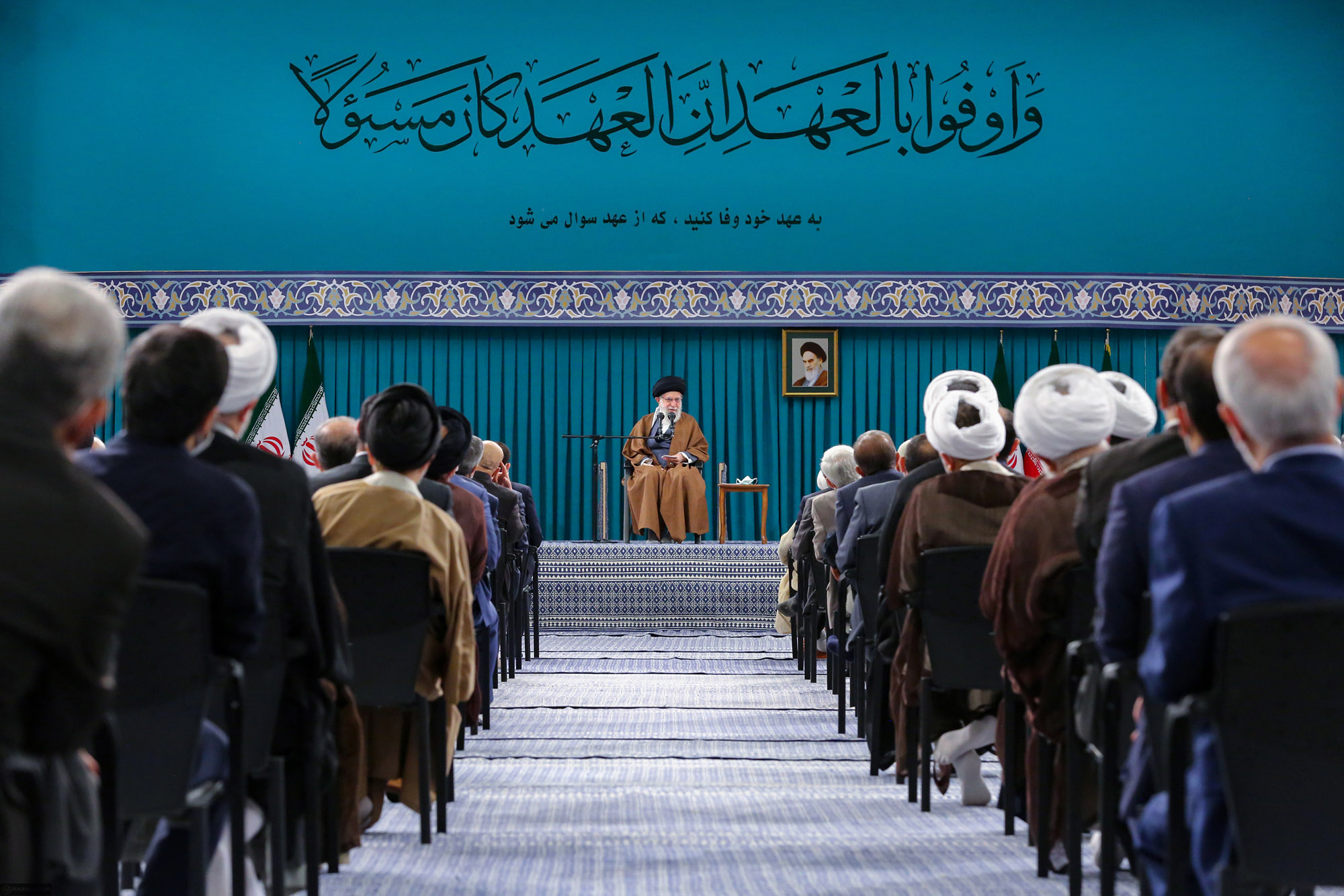 دیدار مسئولان و کارگزاران نظام با رهبر انقلاب