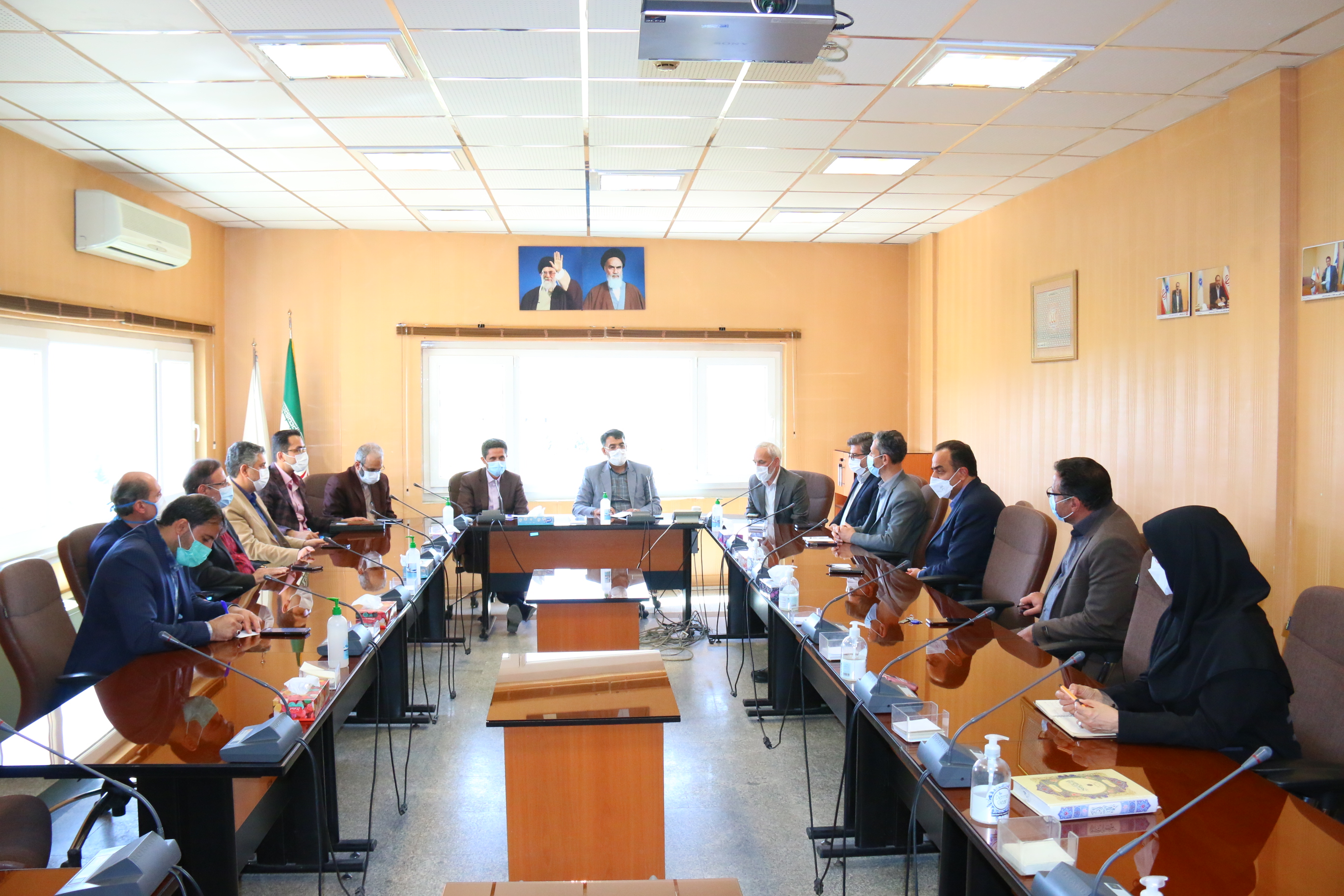نشست مشترک روسای علوم پزشکی و دانشگاه آزاد اسلامی همدان