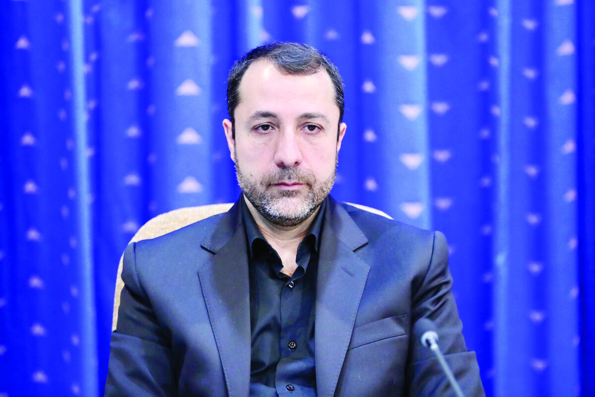 علی صالحآبادی رئیس کل بانک مرکزی