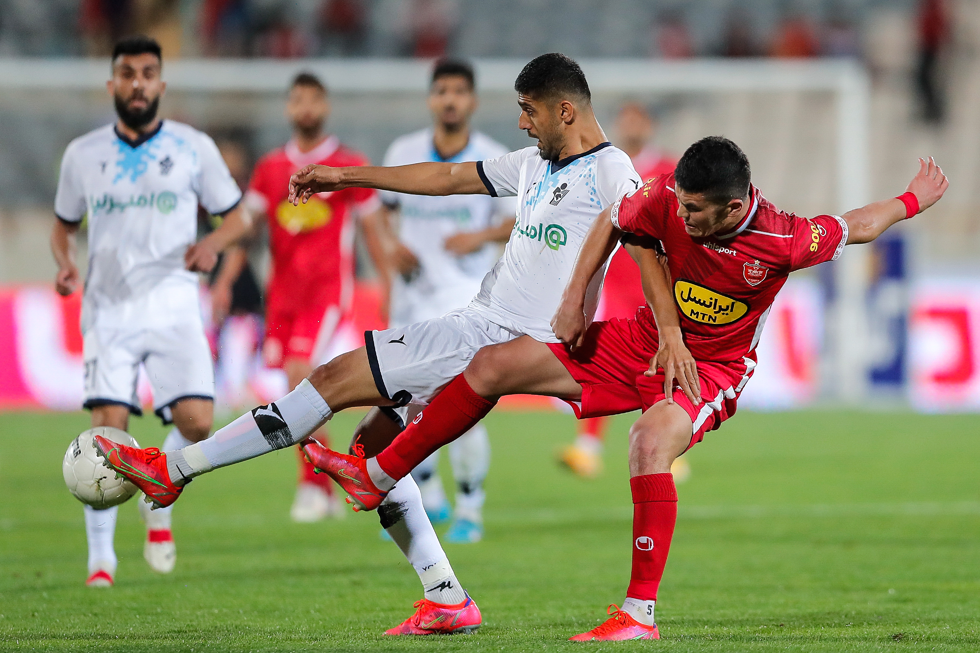 لیگ برتر فوتبال؛ دیدار تیم های پرسپولیس - پیکان